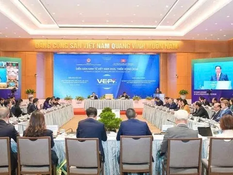 Điều gì quyết định vận mệnh tăng trưởng kinh tế Việt Nam giai đoạn tới?