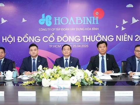 Tổng Giám đốc Hòa Bình muốn “thoái sạch” vốn tại HBC: Chuyện gì đang xảy ra?