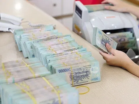 Rơi vào diện ngân hàng bị kiểm soát đặc biệt nhưng Dong A Bank lại tham gia cuộc đua tăng lãi xuất tiết kiệm lên TOP đầu: Người gửi tiền cần cảnh giác!