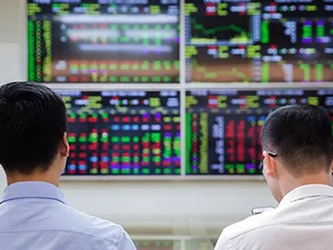 Ủy ban Chứng khoán chỉ đạo "nóng": Siết an toàn hệ thống GD chứng khoán trực tuyến