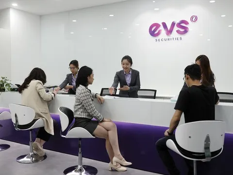 Chứng khoán EVS xử lý nợ quá hạn trăm tỷ, hai lãnh đạo HĐQT bất ngờ từ nhiệm