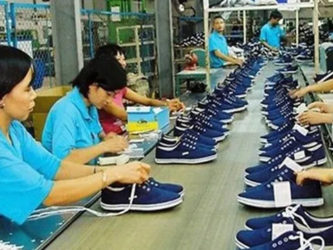 Cổ phiếu Giầy Thượng Đình tăng gần 50% sau tin Hà Nội thoái vốn