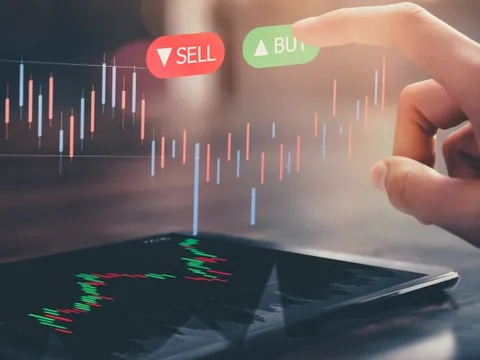 Chứng khoán tháng 4: Hồi kỹ thuật hay khởi đầu chu kỳ mới?