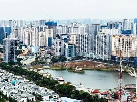 Thu tiền đất nửa đầu năm tăng gấp 2,6 lần – Chuyên gia nói “đừng vội mừng”