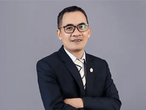 Sếp TRACODI tháo chạy? Phó TGĐ vội vã bán 200K cổ phiếu giữa bão bê bối!