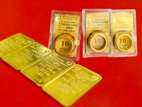 Giá vàng sáng 7/1: Vàng vẫn “leo dốc”, vàng nhẫn có nơi vượt 159 triệu/lượng!