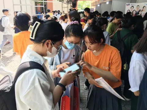 Xin việc thời AI: Gen Z bị out ngay từ vòng gửi CV