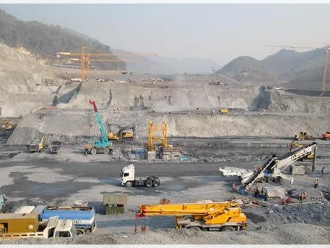 Tập đoàn CMH Việt Nam: Thành viên HĐQT 9x vừa lên chức đã “quay xe” bán sạch cổ phiếu!