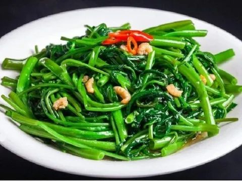 Những thói quen ăn rau có thể gây hại sức khỏe