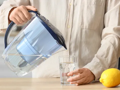 5 sai lầm thường gặp khi uống nước đun sôi để nguội