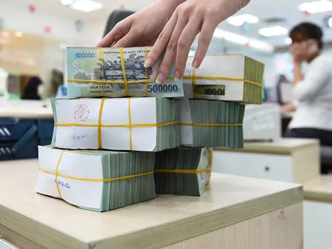 Loạt ngân hàng lộ "sạn": Nợ xấu phình to, đầu tư tài chính lỗ nặng, cho vay sai thủ tục!
