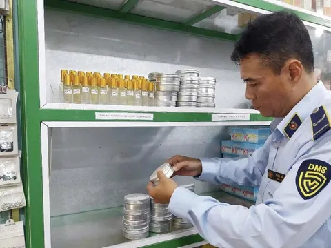 TPHCM mở chiến dịch truy quét hàng giả quy mô lớn: 348 vụ vi phạm chỉ trong 1 tháng