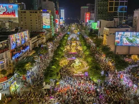 Vì sao TP.HCM muốn dừng sự kiện trên trục Lê Lợi – Nguyễn Huệ?