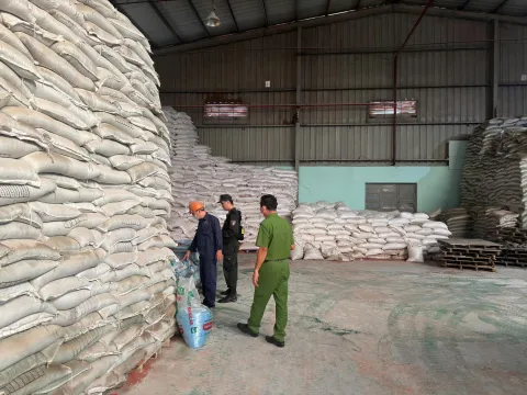 Triệt phá đường dây hơn 70 tấn phân bón giả BACONCO: Hoạt động kiểu “công xưởng khép kín”, trải dài nhiều tỉnh