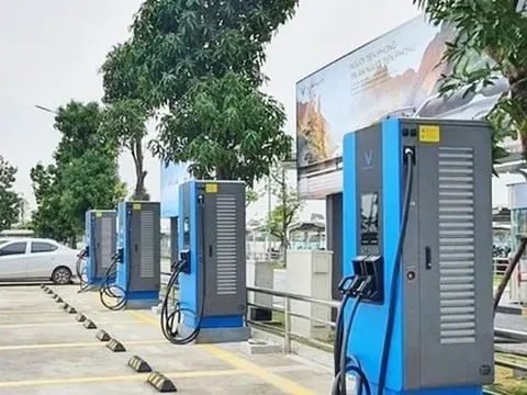 Bộ Công Thương “nhắc khéo”: VinFast nên “chia sẻ trạm sạc” cho đối thủ dùng chung