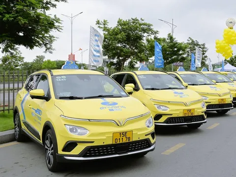 Hơn 15.000 trạm sạc, gần 71% taxi chạy điện: Việt Nam bước sâu vào kỷ nguyên giao thông xanh