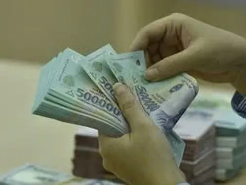 Chủ tịch Sacombank Dương Công Minh có thu nhập cao nhất ngành ngân hàng và đứng thứ hai thị trường, chỉ sau mỗi chủ tịch PNJ