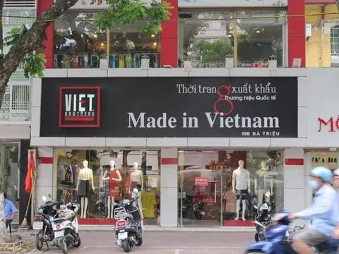 Hàng “Made in Vietnam” gây sốt trên Alibaba: Mỹ, Pháp săn tìm mạnh nhất!
