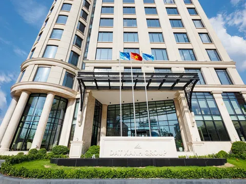 Đất Xanh huy động 1.739 tỷ cho Parkview, DXG tăng gần 12% nhưng sếp lớn tranh thủ “thoát” hơn 400.000 cp! Chuyện gì đang xảy ra?