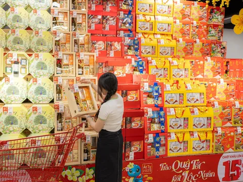 Cuộc chiến bánh kẹo tỷ đô: Ngoại thâu tóm – Nội chạy đua giữ thị phần