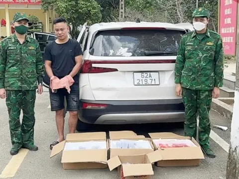 Bắt giữ vụ vận chuyển lậu 177 Iphone từ Trung Quốc về Việt Nam