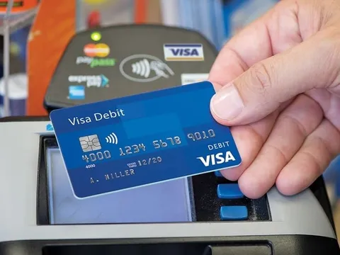 NHNN cảnh báo thủ đoạn đánh tráo chip thẻ ngân hàng để chiếm đoạt tiền