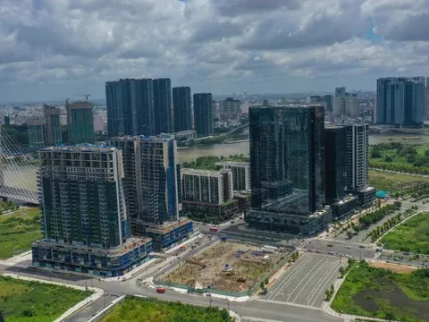 CBRE cảnh báo nguy cơ bong bóng ở phân khúc bất động sản cao cấp, hạng sang