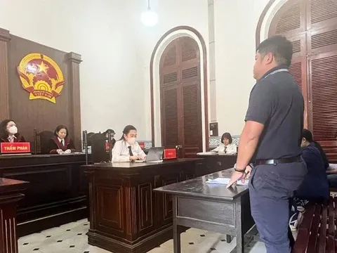 Bị bôi nhọ, tung tin giả trên MXH – Doanh nghiệp nên làm gì?