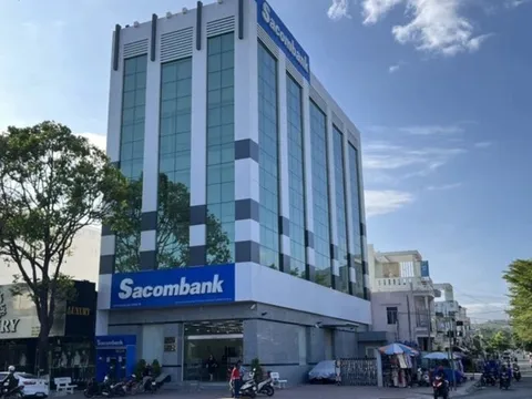 5 cựu nhân viên Sacombank Cam Ranh hầu tòa, bị cáo buộc chiếm đoạt hơn 17 tỷ đồng