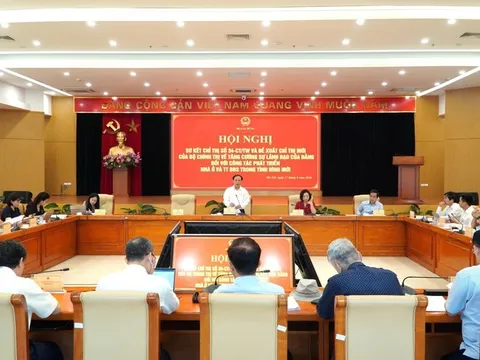 Đề xuất xây dựng cơ chế kiểm soát giá nhà, giá đất phù hợp thu nhập người dân