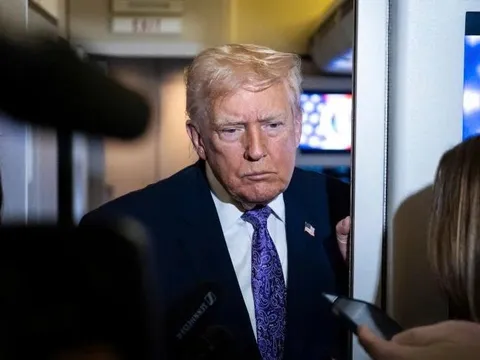 Cổ phiếu Trump hậu thuẫn “bốc hơi” 1 tỷ USD – thị trường crypto chìm trong hoảng loạn