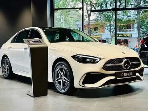 Mercedes-Benz triệu hồi thêm 858 xe tại Việt Nam vì nguy cơ trôi xe