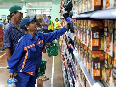 Siêu thị mini có thể vượt 30.000 cửa hàng vào năm 2030: Các ông lớn bán lẻ đổ về vùng ven, nông thôn
