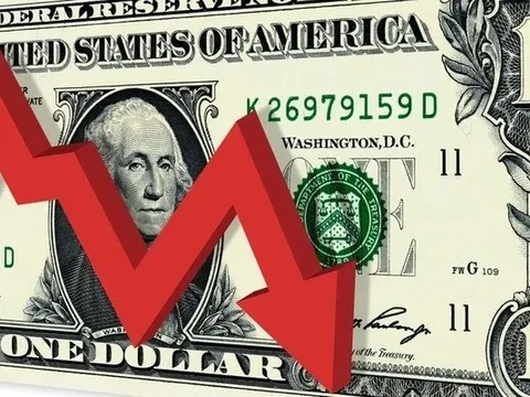 Mỹ chưa công bố dữ liệu kinh tế → USD đứng hình, trong khi đồng yên Nhật thì… rơi không phanh!