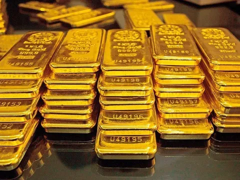 Vàng lên – rủi ro cũng leo theo!