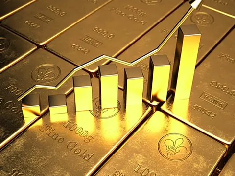 Vàng lại nóng, USD lại yếu – thị trường đang muốn nói gì?