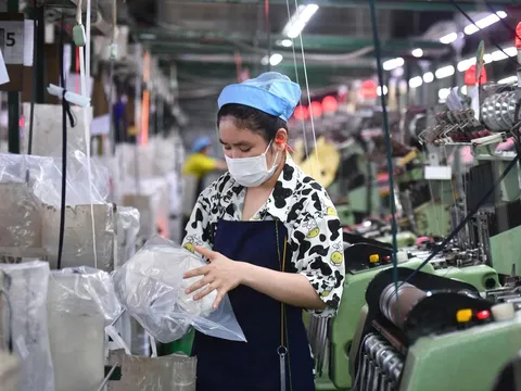 TP.HCM cắt 30% thủ tục – Mở lối cho doanh nghiệp tư nhân “bung nóc”