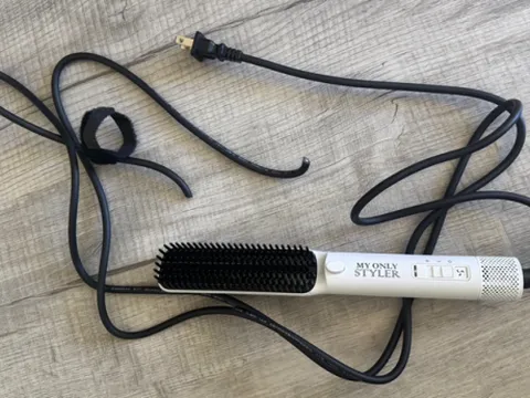 Máy sấy tóc MyOnlyStyler bị thu hồi ở Mỹ vì có thể gây… điện giật tử vong!