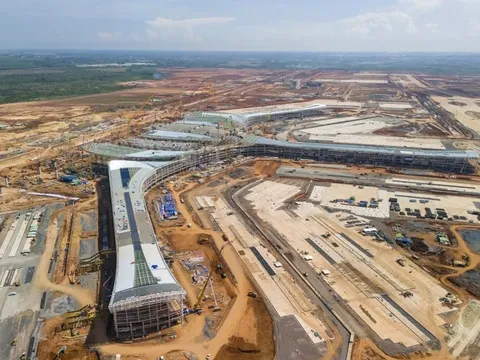 “Vua hàng hiệu” Johnathan Hạnh Nguyễn muốn làm siêu khu thương mại tự do 8.000ha tại Long Thành