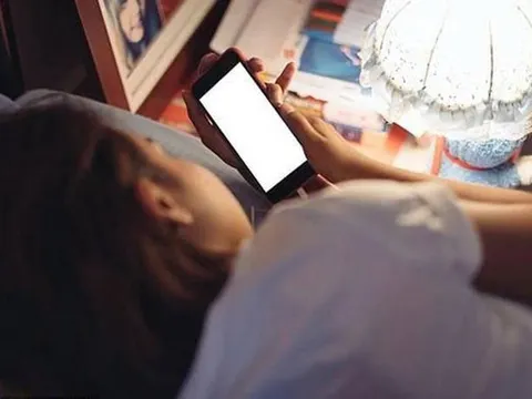 Nhiều người Việt làm điều này mỗi đêm mà không biết đang âm thầm ảnh hưởng sức khỏe!