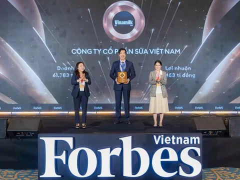 Tại sao Vinamilk đứng đầu danh sách top 25 thương hiệu dẫn đầu 2025 của Forbes Việt Nam?
