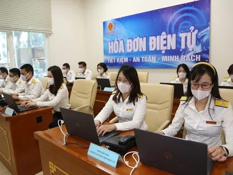 Cục Thuế “soi” hộ kinh doanh qua dòng tiền, siết chặt hóa đơn điện tử
