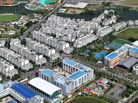 Nhà liền thổ TP HCM bật tăng mạnh cuối 2025: giao dịch gấp 20 lần, nguồn cung bung hàng loạt