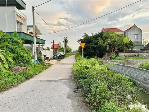 Muốn xác định mốc giới đất để xây nhà mà xã, huyện ai cũng bảo “không có thẩm quyền”? Vậy phải làm sao?