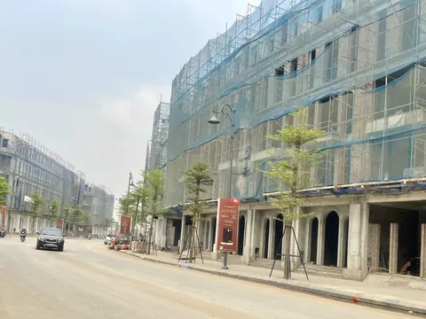 Sóng hạ tầng vành đai 4 đẩy giá bất động sản phía tây Hà Nội tăng vọt, nhiều dự án lên tới 350 triệu/m²