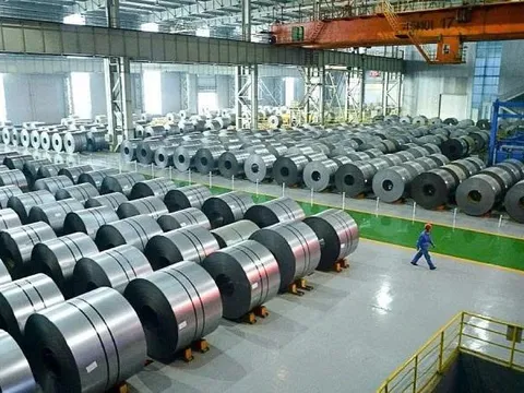 Thép Nam Kim hụt hơi quý đầu năm: lợi nhuận “bốc hơi” 66% giữa lúc tôn mạ Việt bị siết đường xuất khẩu