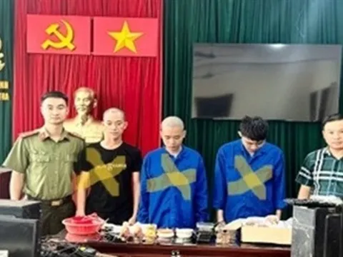Đập đá tìm ngọc qua Livestream… chiêu lừa hàng chục tỷ đồng vừa bị công an tóm gọn