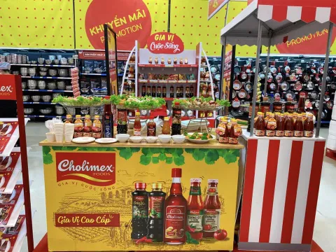 Ông lớn tương ớt lãi gần 1 tỷ đồng mỗi ngày