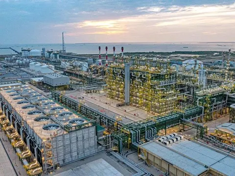 Hóa dầu Long Sơn tạm dừng: SCG “đốt” hơn 200 tỷ/tháng vì đứt gãy nguồn cung Trung Đông