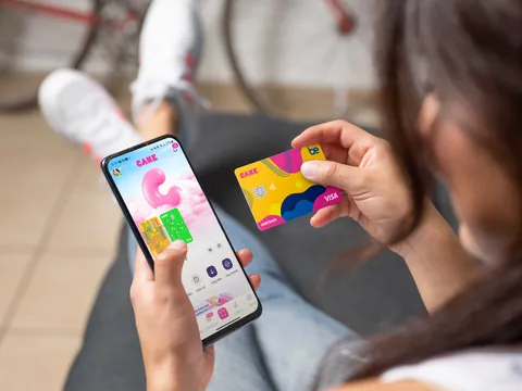 Việt Nam lần đầu có 2 ngân hàng lọt Top 100 ngân hàng số hàng đầu  thế giới
